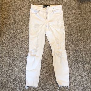 Express white ripped skinny jeans/legging